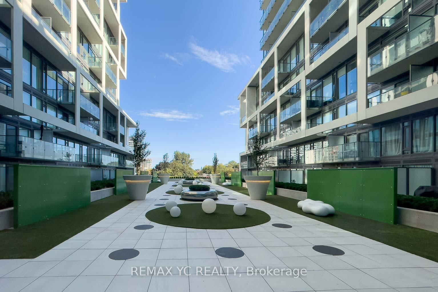 8 Hillsdale Avenue E • #1540 • Toronto, ON photo 39
