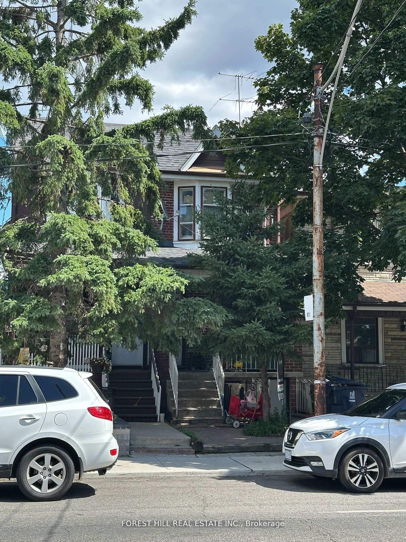 Property at 1197 Dovercourt