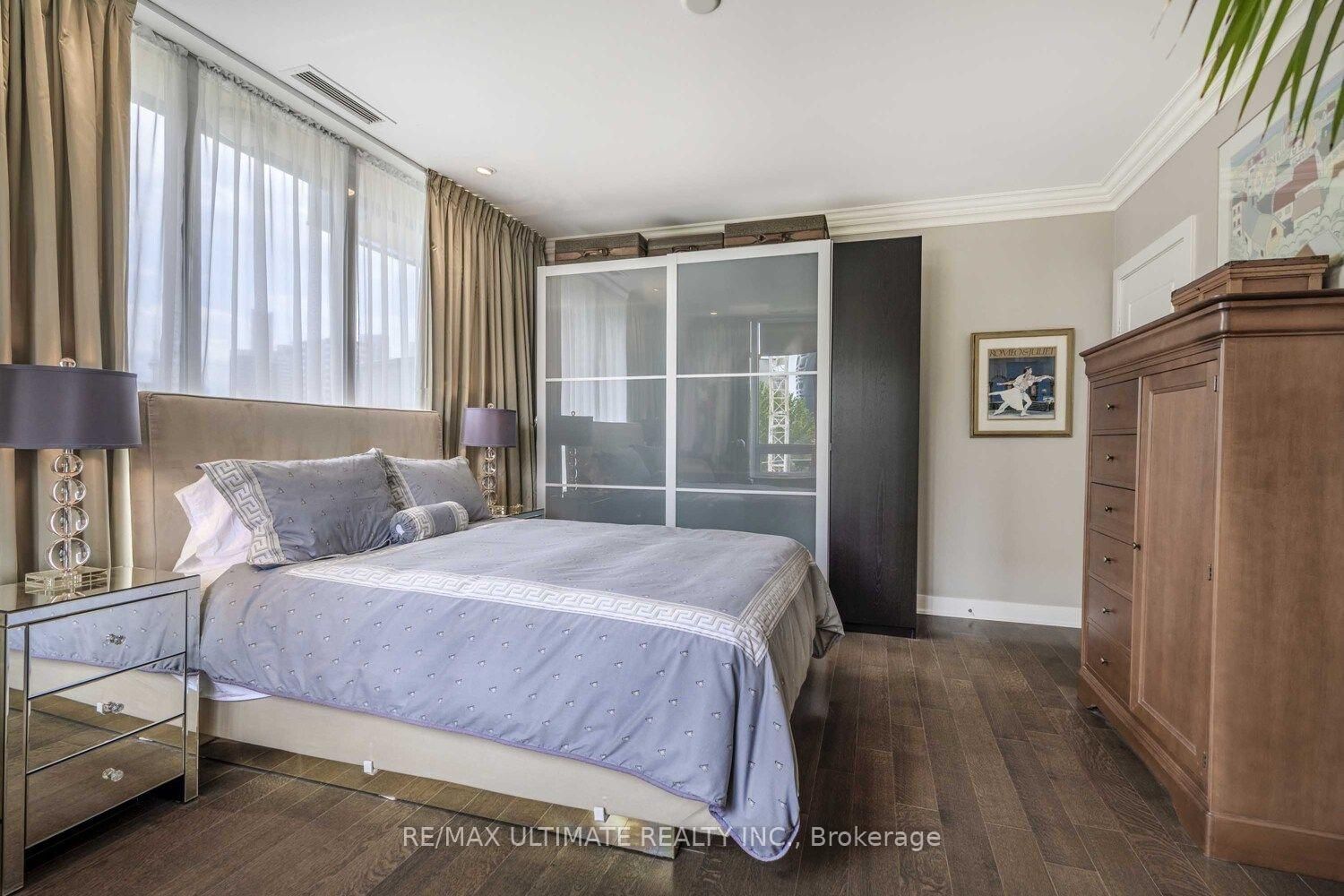 28 Linden Street • #404 • Toronto, ON photo 21
