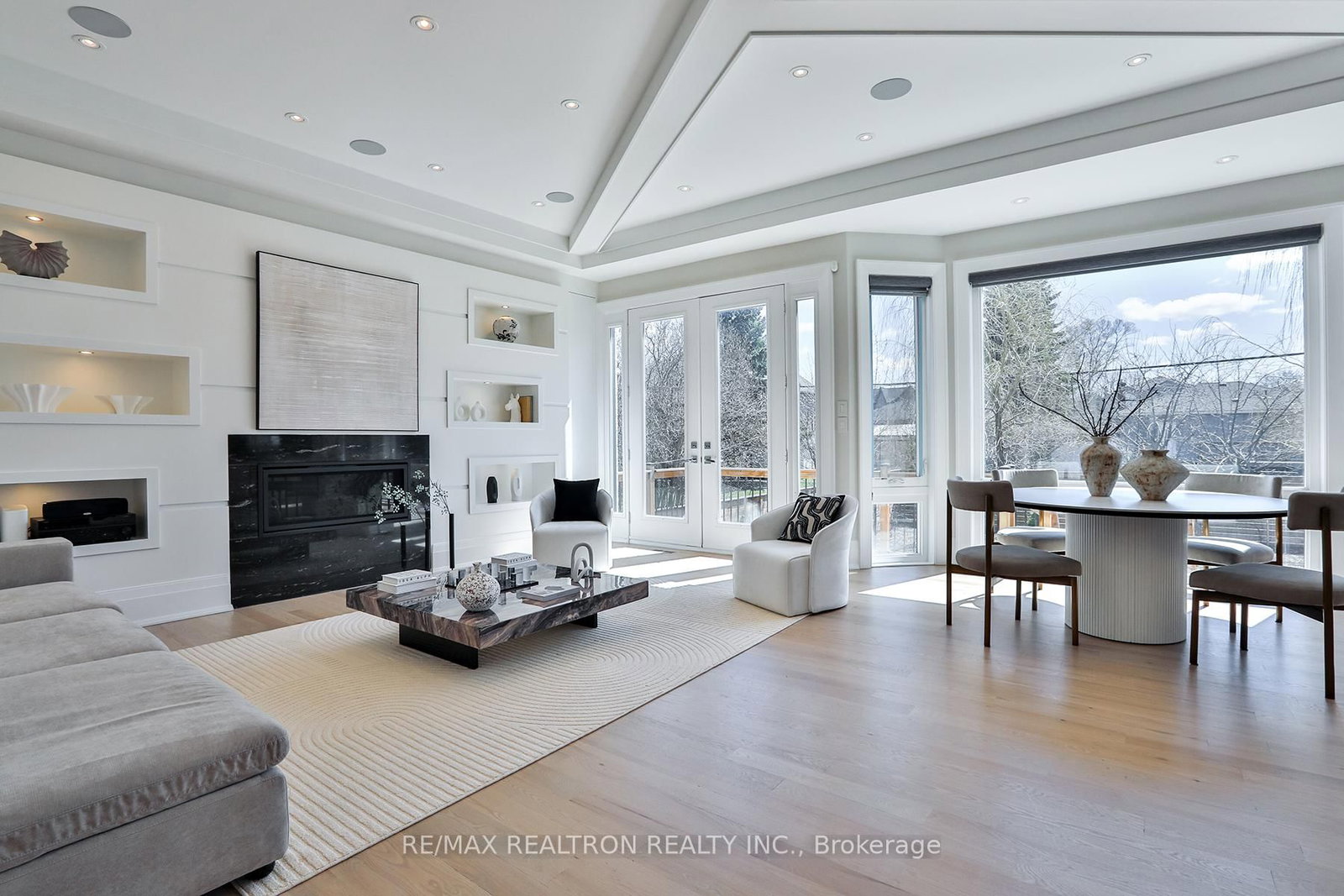 261 Patricia Avenue • Toronto, ON photo 21