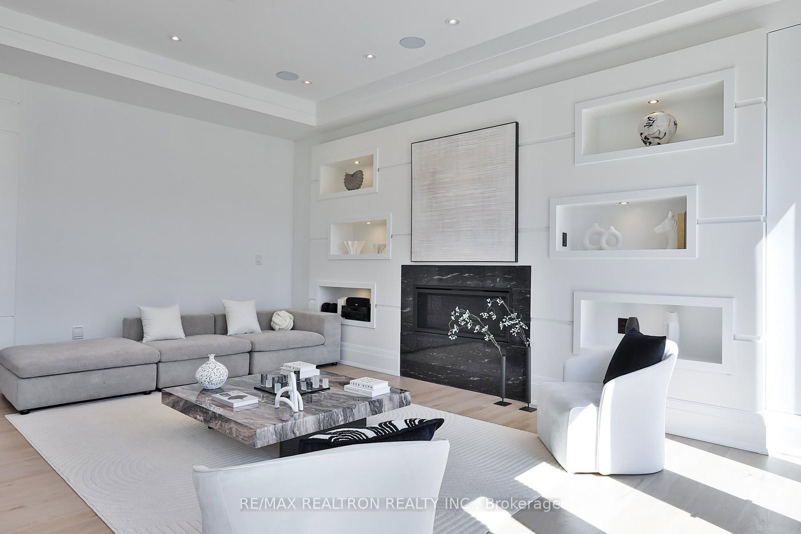 261 Patricia Avenue • Toronto, ON photo 24