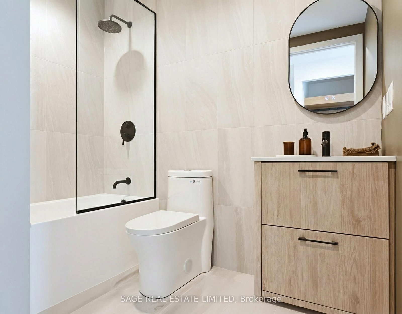 109 Erskine Avenue • #101 • Toronto, ON photo 9