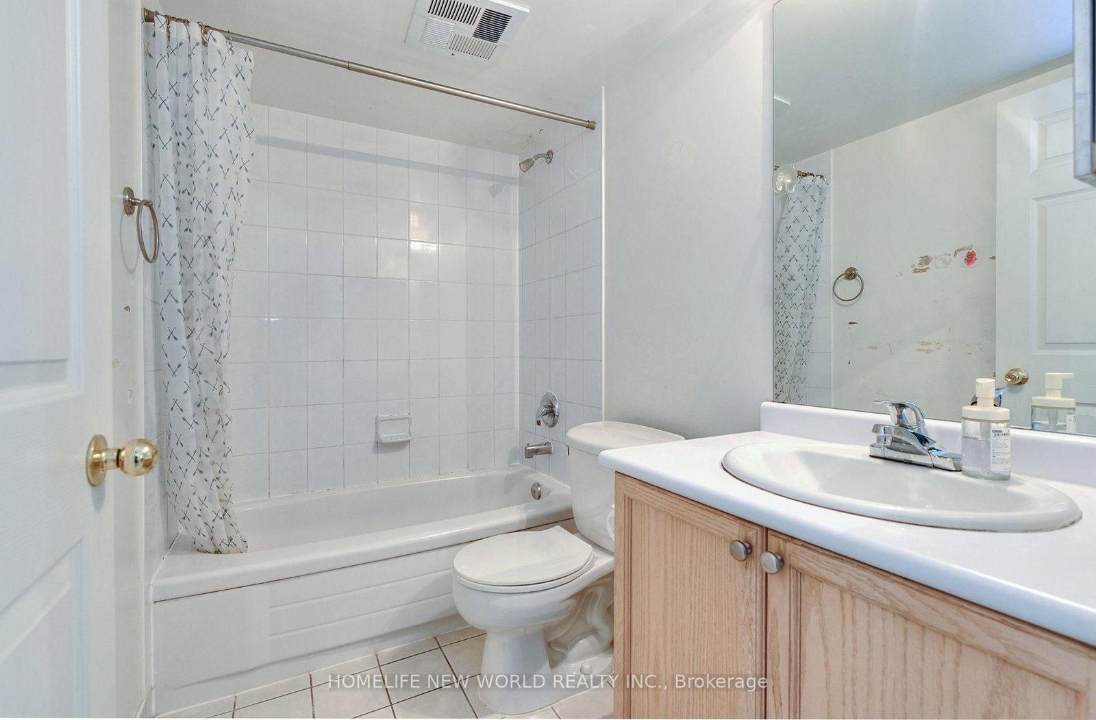 18 Parkview Avenue • #811 • Toronto, ON photo 21
