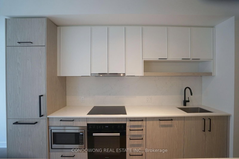 502 - 91 Montclair Avenue
