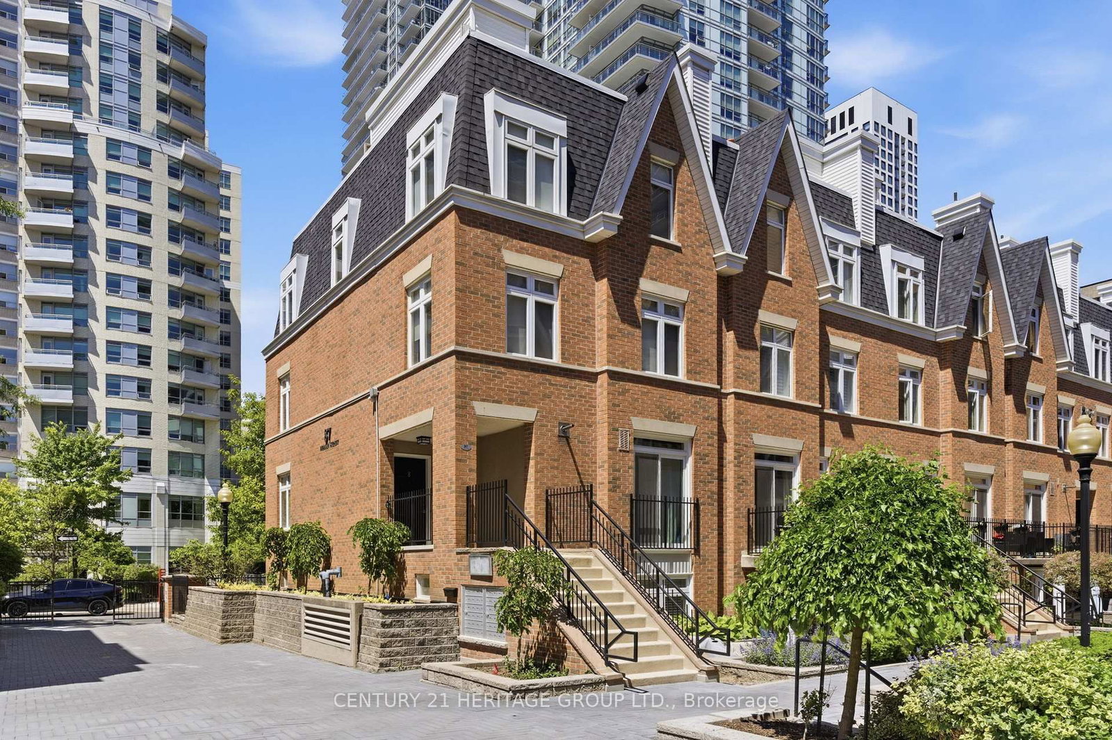 8 - 87 Lillian Street, Toronto 2