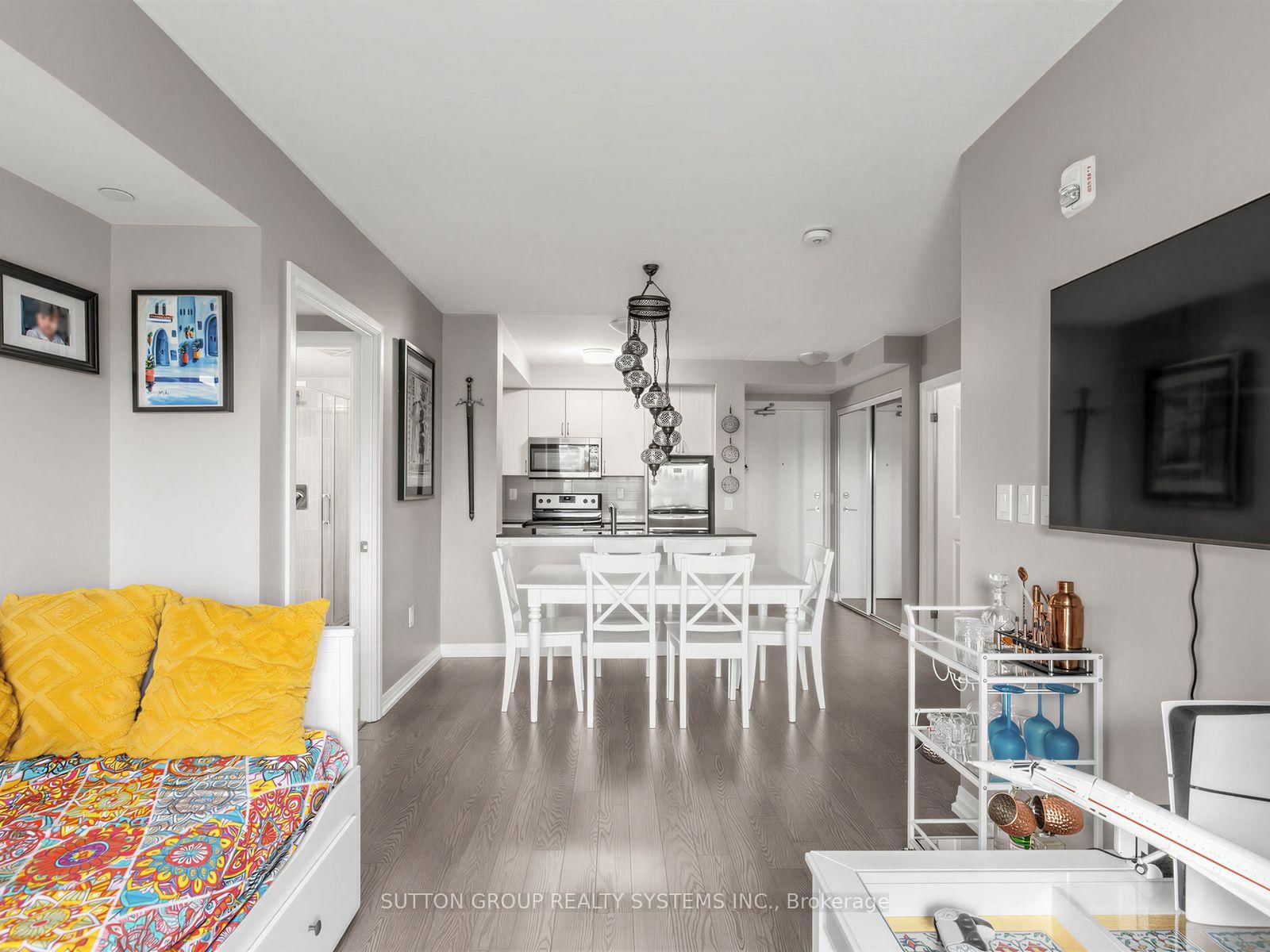 741 Sheppard Avenue W • #502 • Toronto, ON photo 10