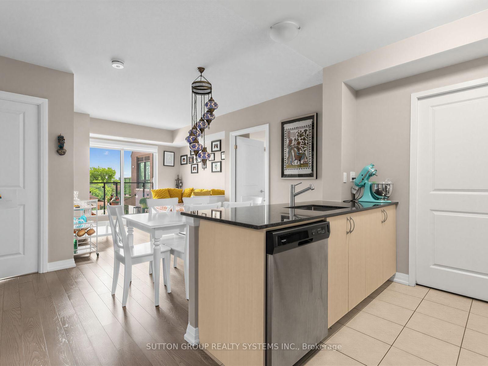 741 Sheppard Avenue W • #502 • Toronto, ON photo 6