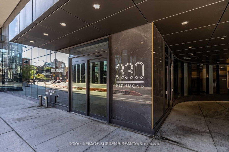 2315 - 330 Richmond Street W