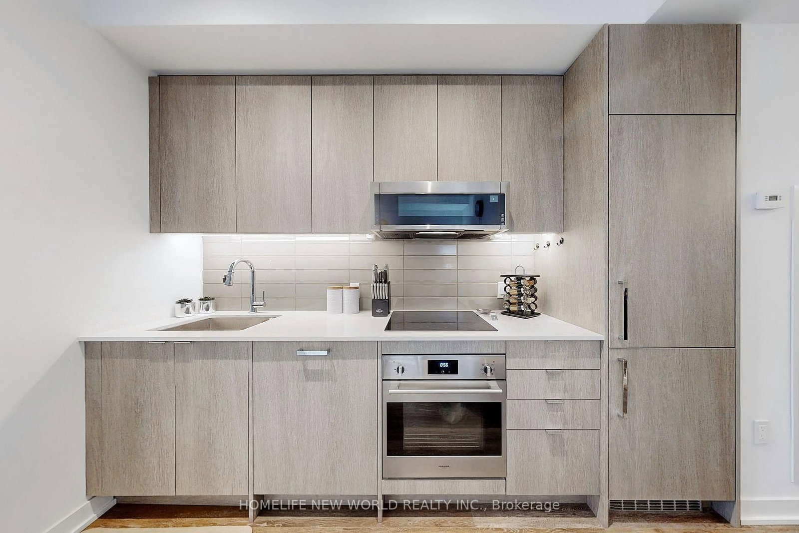 250 Lawrence Avenue W • #518 • Toronto, ON photo 8