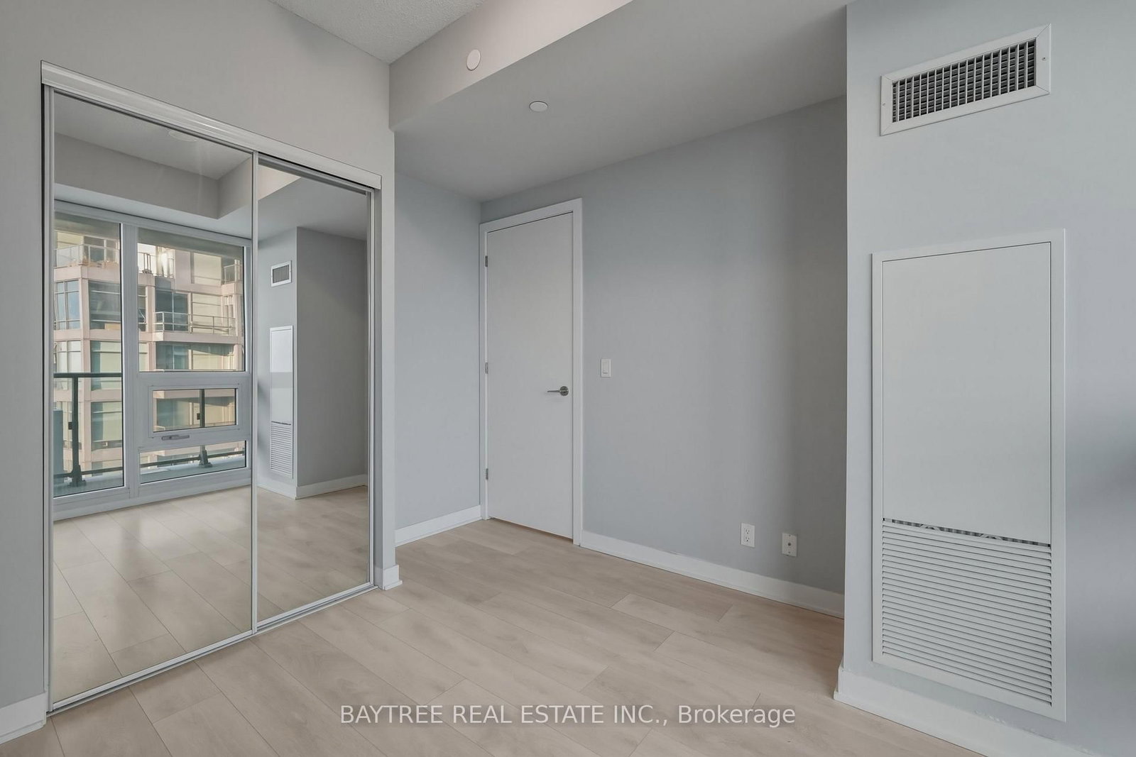 2221 Yonge Street • #3807 • Toronto, ON photo 10