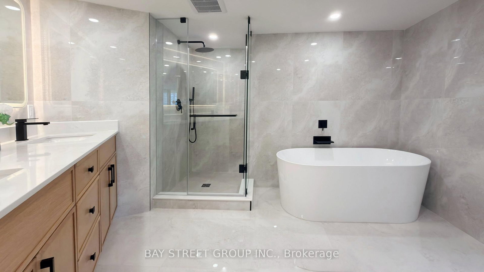 85 Skymark Drive • #2201 • Toronto, ON photo 24