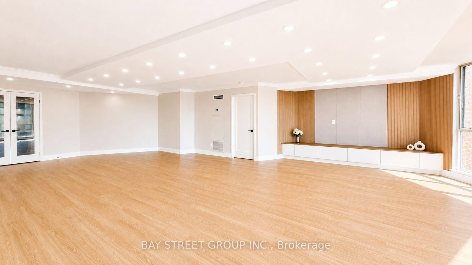 85 Skymark Drive • #2201 • Toronto, ON photo 46