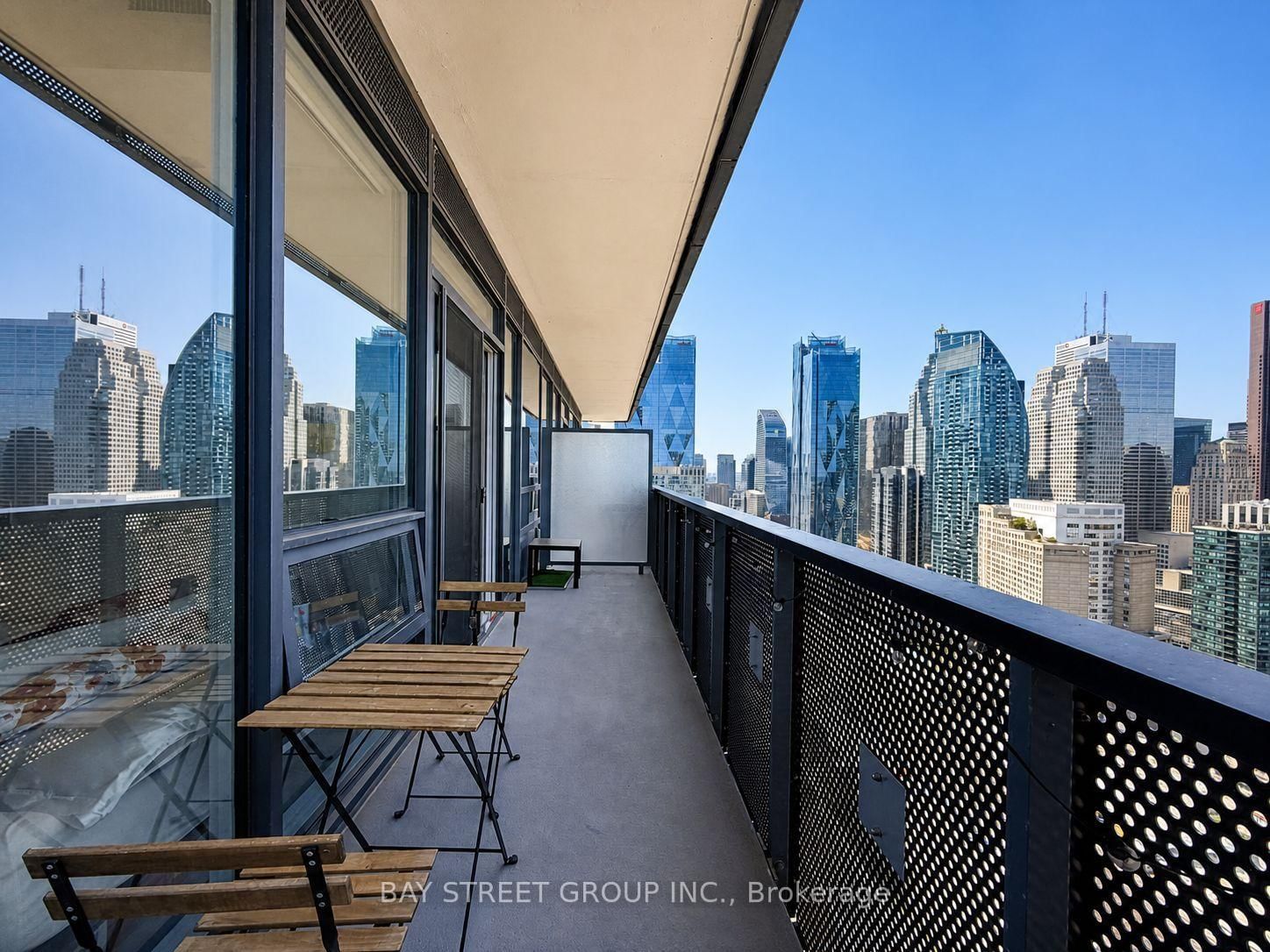 55 cooper Street • #4102 • Toronto, ON photo 4
