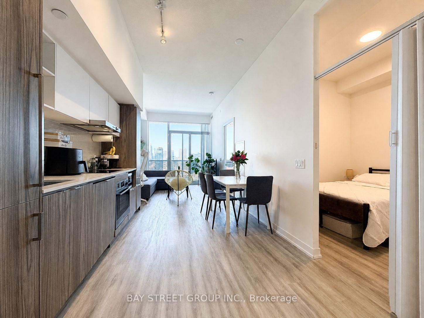 55 cooper Street • #4102 • Toronto, ON photo 6
