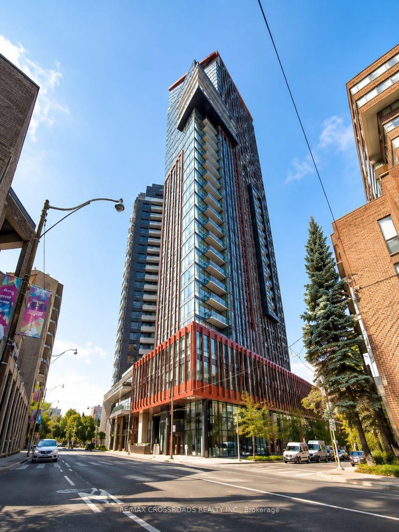 2406 - 32 Davenport Road