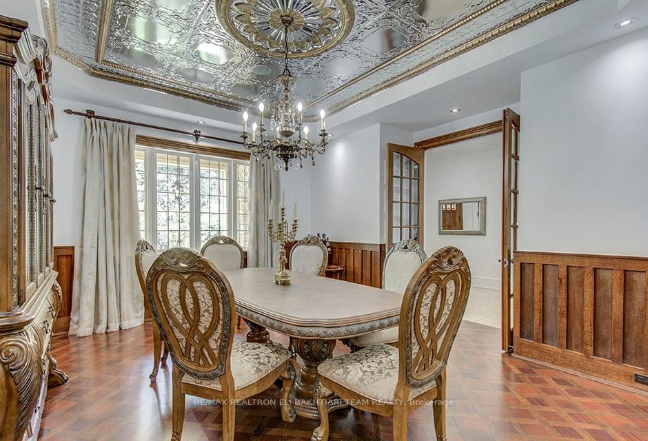 14 St Margarets Drive • Toronto, ON photo 18