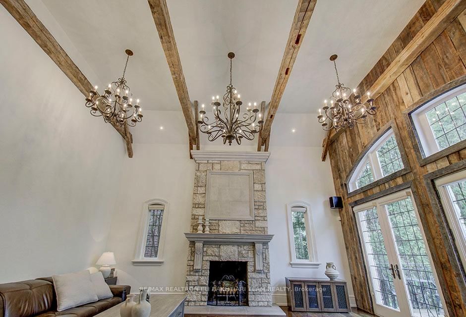 14 St Margarets Drive • Toronto, ON photo 20