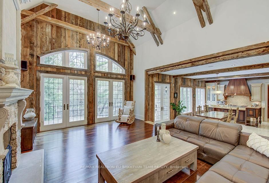 14 St Margarets Drive • Toronto, ON photo 21