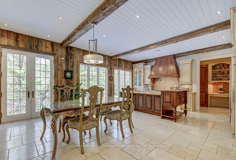 14 St Margarets Drive • Toronto, ON photo 23