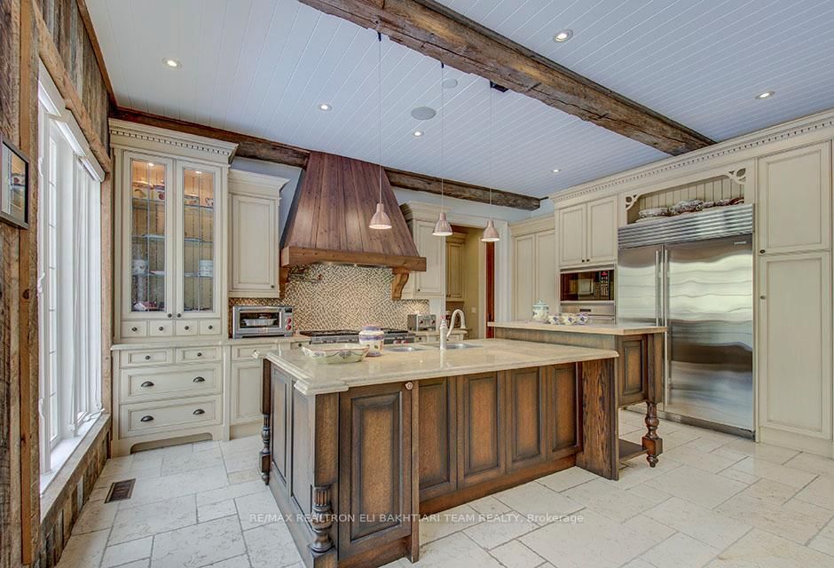 14 St Margarets Drive • Toronto, ON photo 25