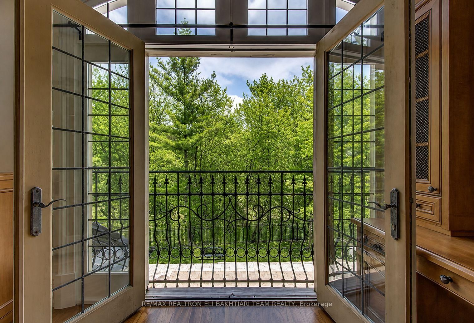 14 St Margarets Drive • Toronto, ON photo 32