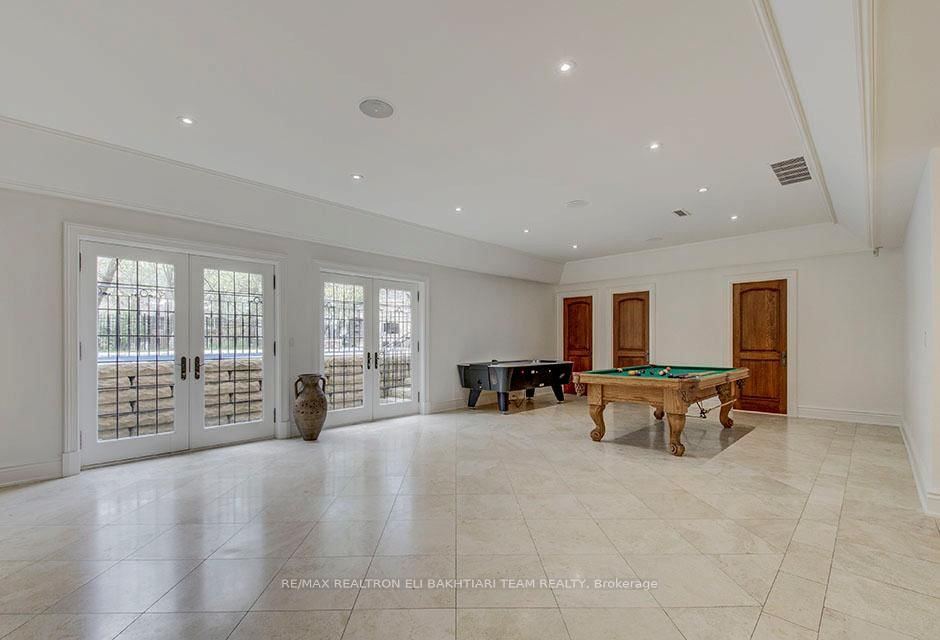 14 St Margarets Drive • Toronto, ON photo 38