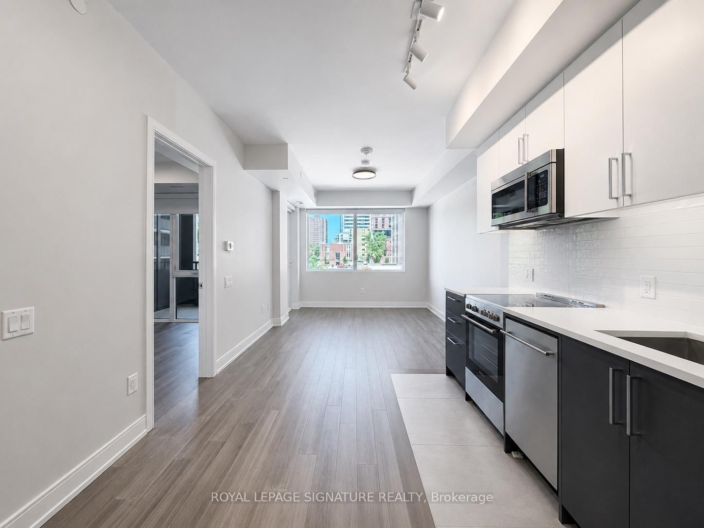 Condo for lease at 205-664 Spadina Avenue, Toronto, Ontario, M5S 0G4 - University - MLS: C13643518
