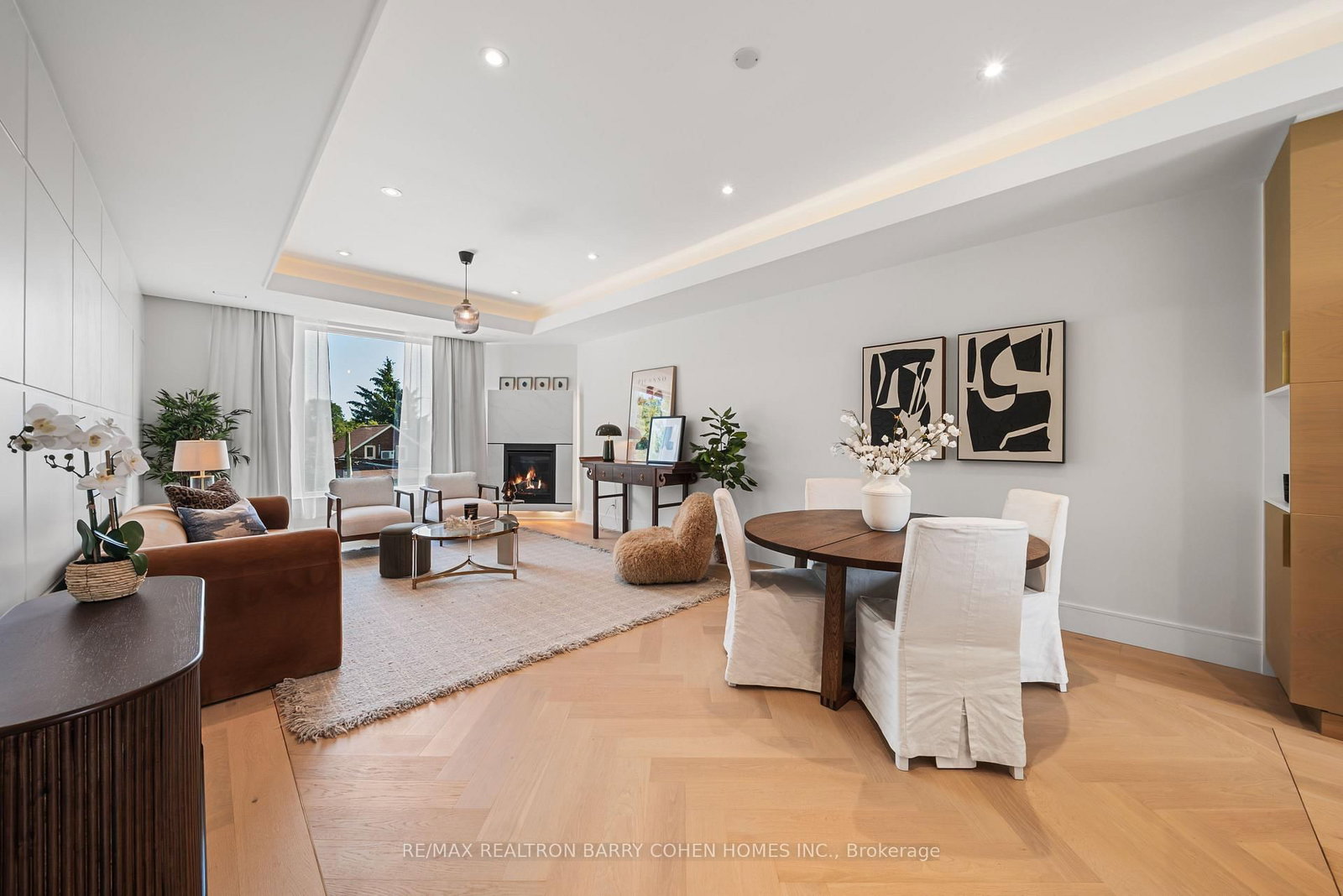 33 Lanark Avenue • Toronto, ON photo 3