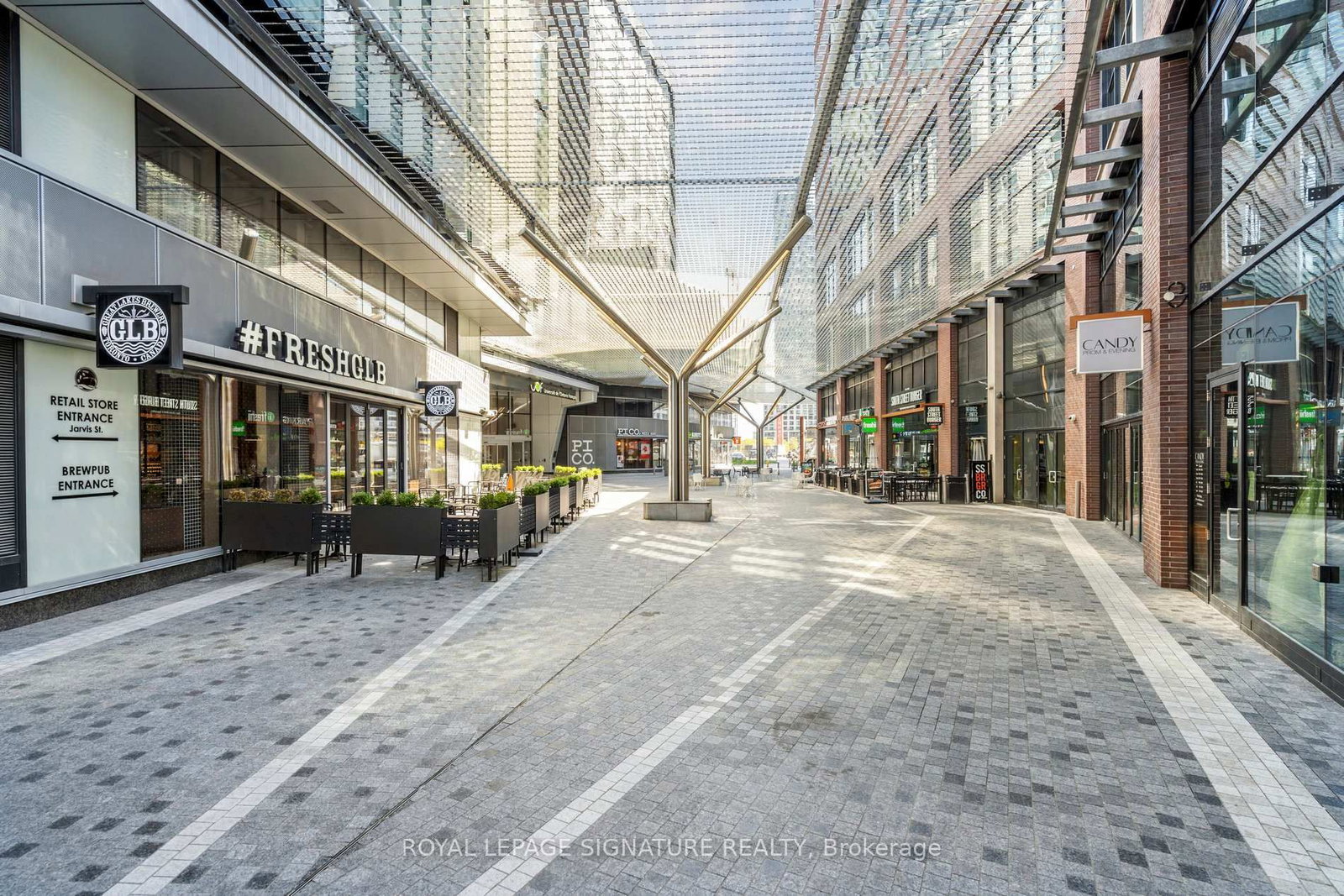 20 Richardson Street • #1006 • Toronto, ON photo 17