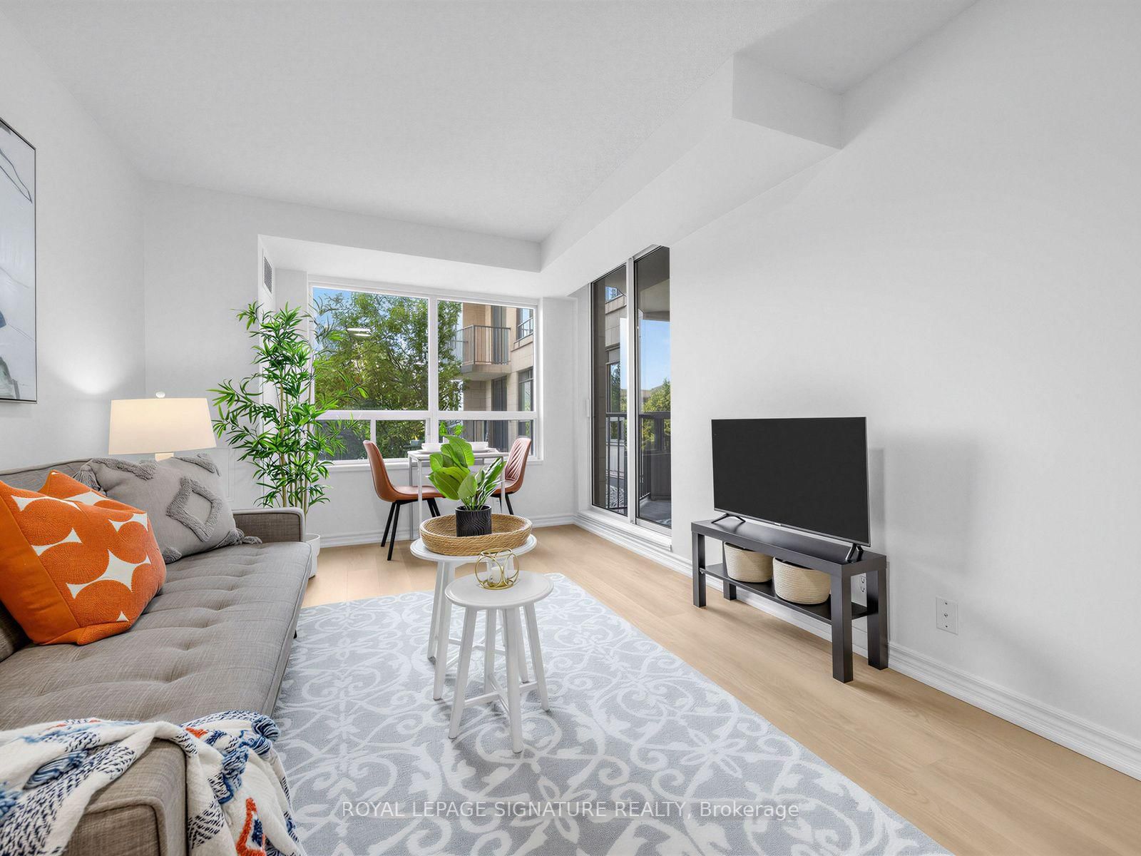 16 Dallimore Circle • #220 • Toronto, ON photo 12