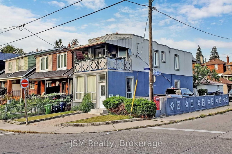 Main - 479 Westmount Avenue