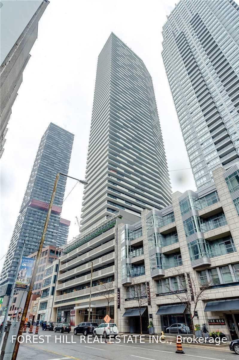 4505 - 2221 Yonge Street