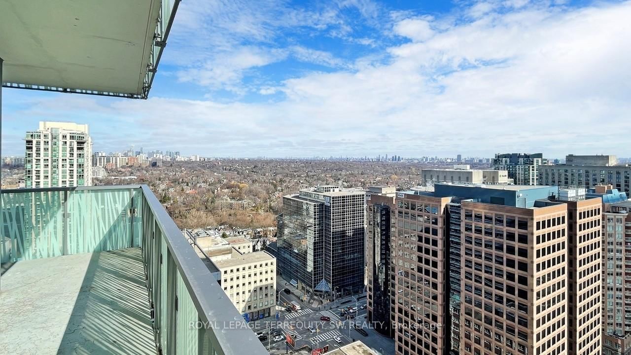 50 Charles Street E • #2712 • Toronto, ON photo 23