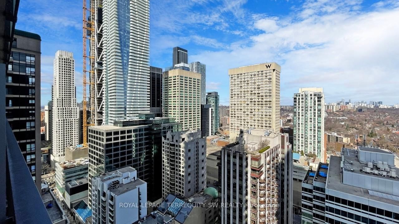 50 Charles Street E • #2712 • Toronto, ON photo 24