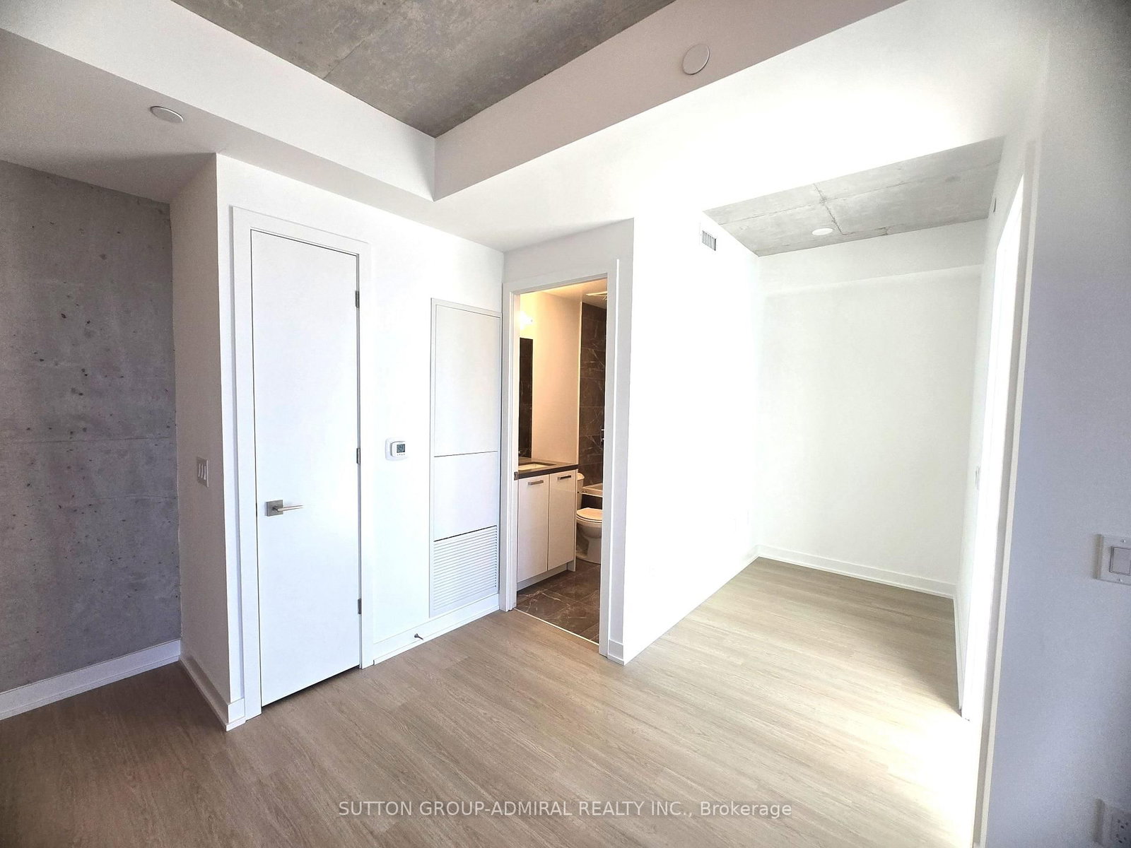 284 King Street E • #2202 • Toronto, ON photo 8