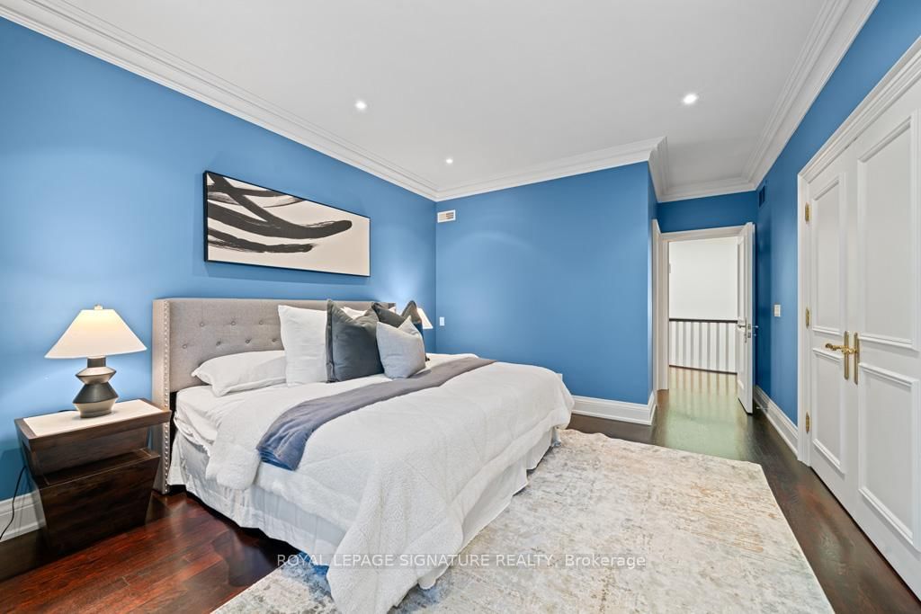 428 Glengrove Avenue • Toronto, ON photo 11