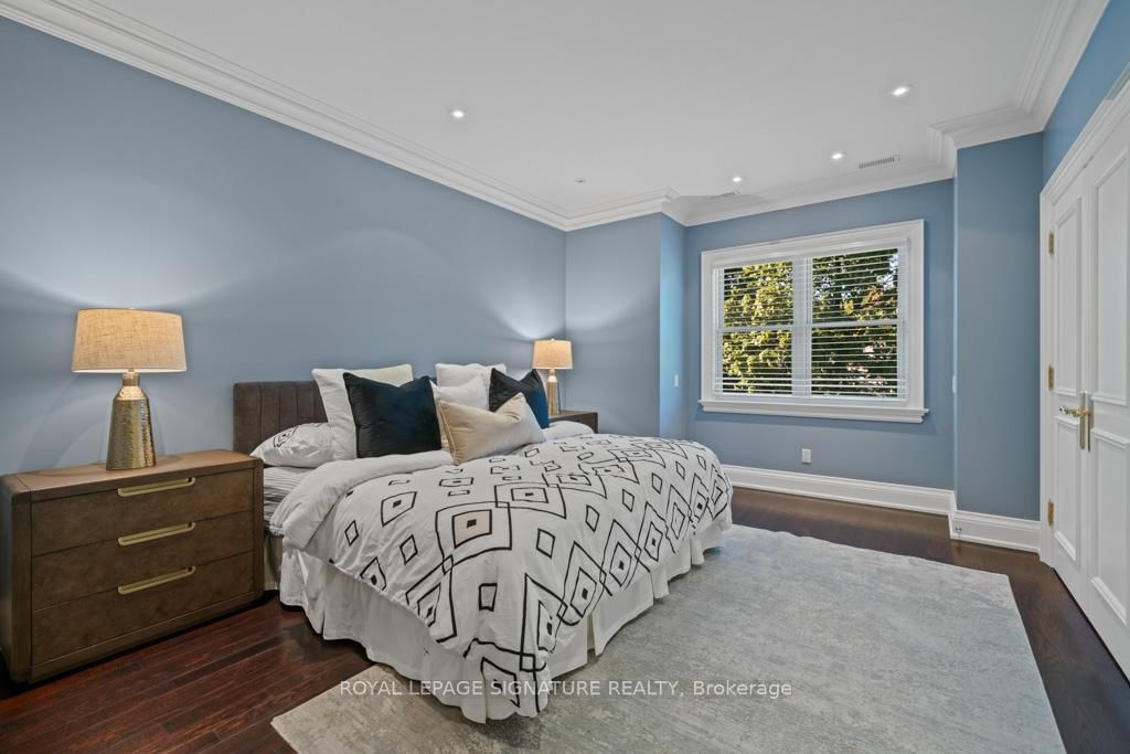 428 Glengrove Avenue • Toronto, ON photo 22