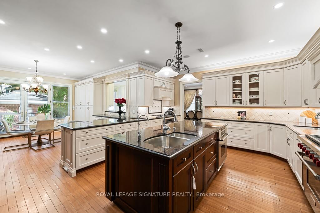 428 Glengrove Avenue • Toronto, ON photo 5