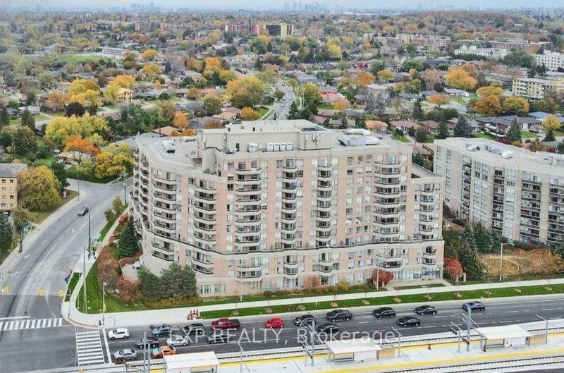 522 - 1700 Eglinton Avenue E