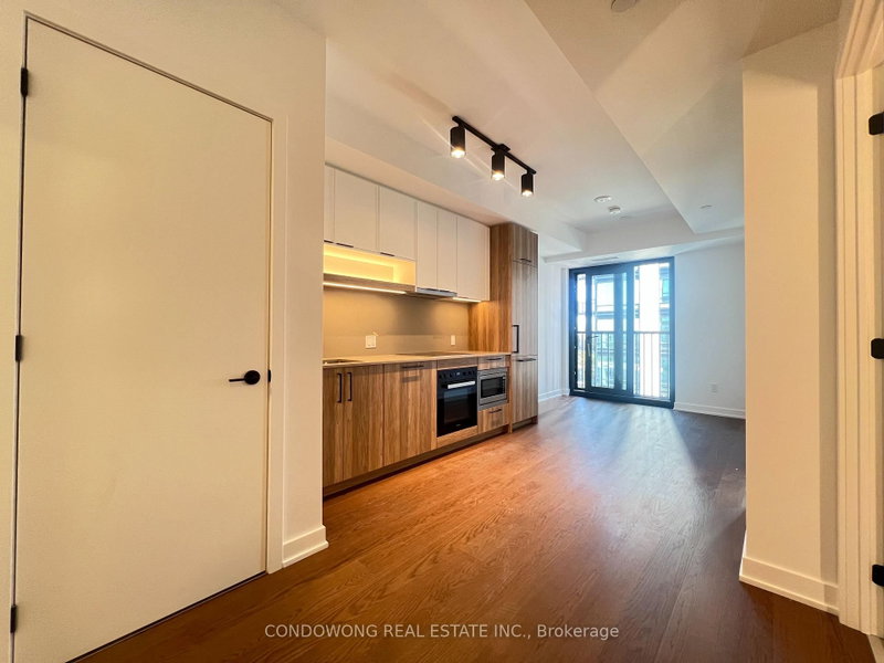 1112 - 91 Montclair Avenue