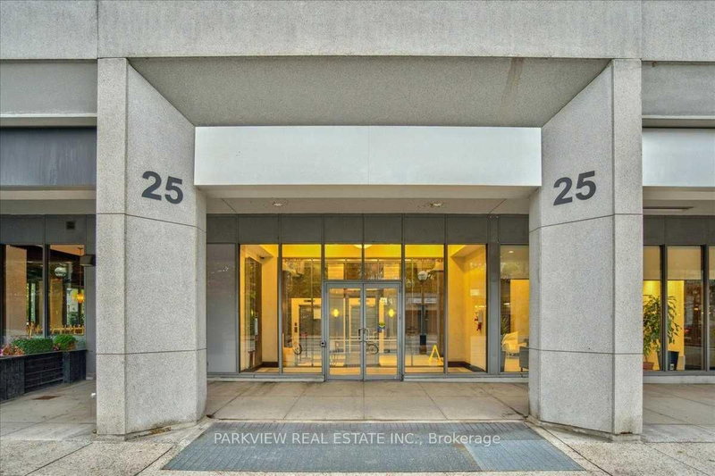 1118 - 25 Lower Simcoe Street