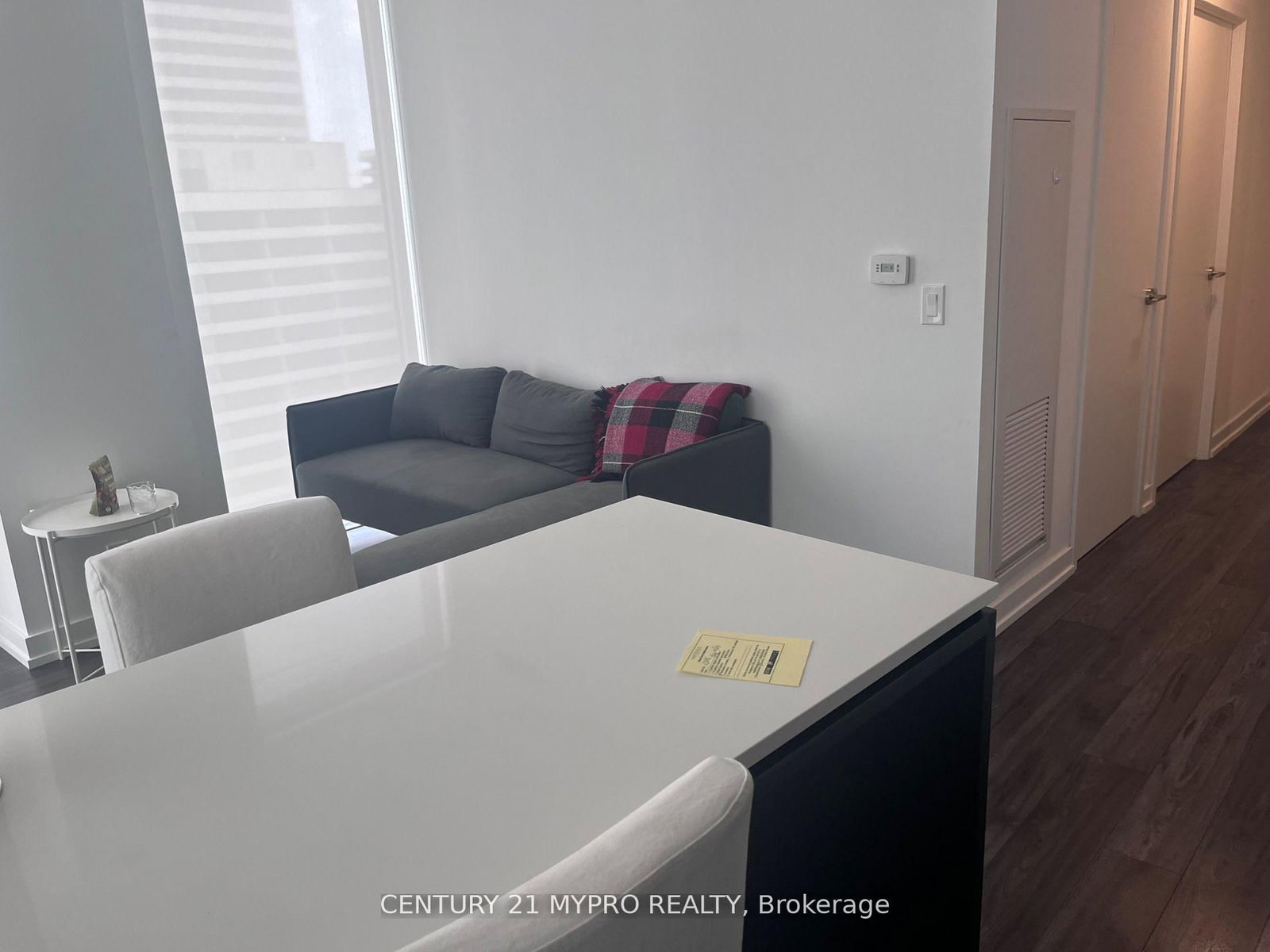 33 Helendale Avenue • #1306 • Toronto, ON photo 15