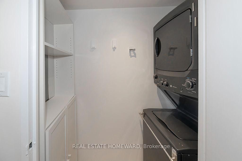 77 Maitland Place • #1219 • Toronto, ON photo 13