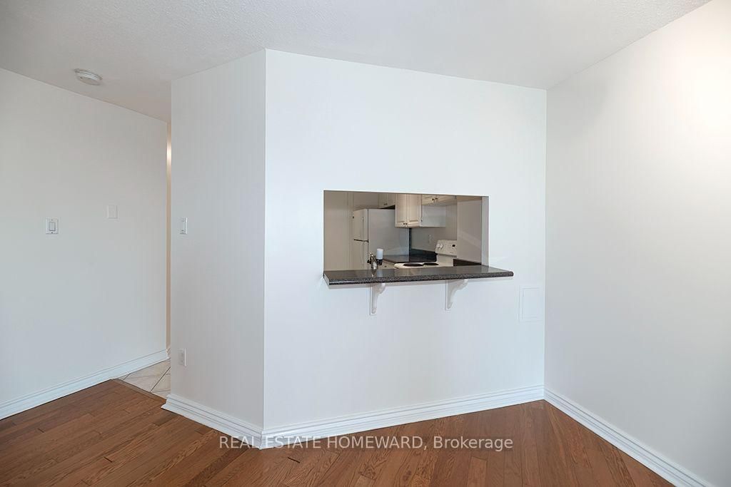 77 Maitland Place • #1219 • Toronto, ON photo 18