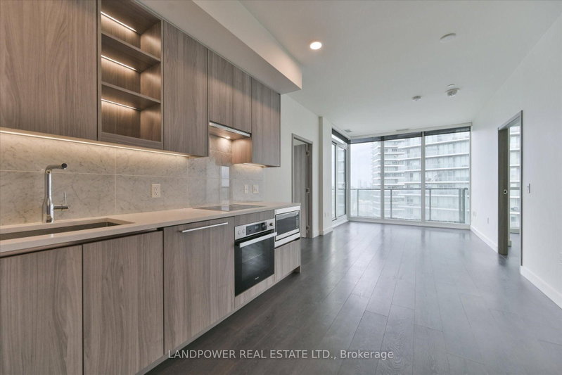 2712 - 95 Mcmahon Drive