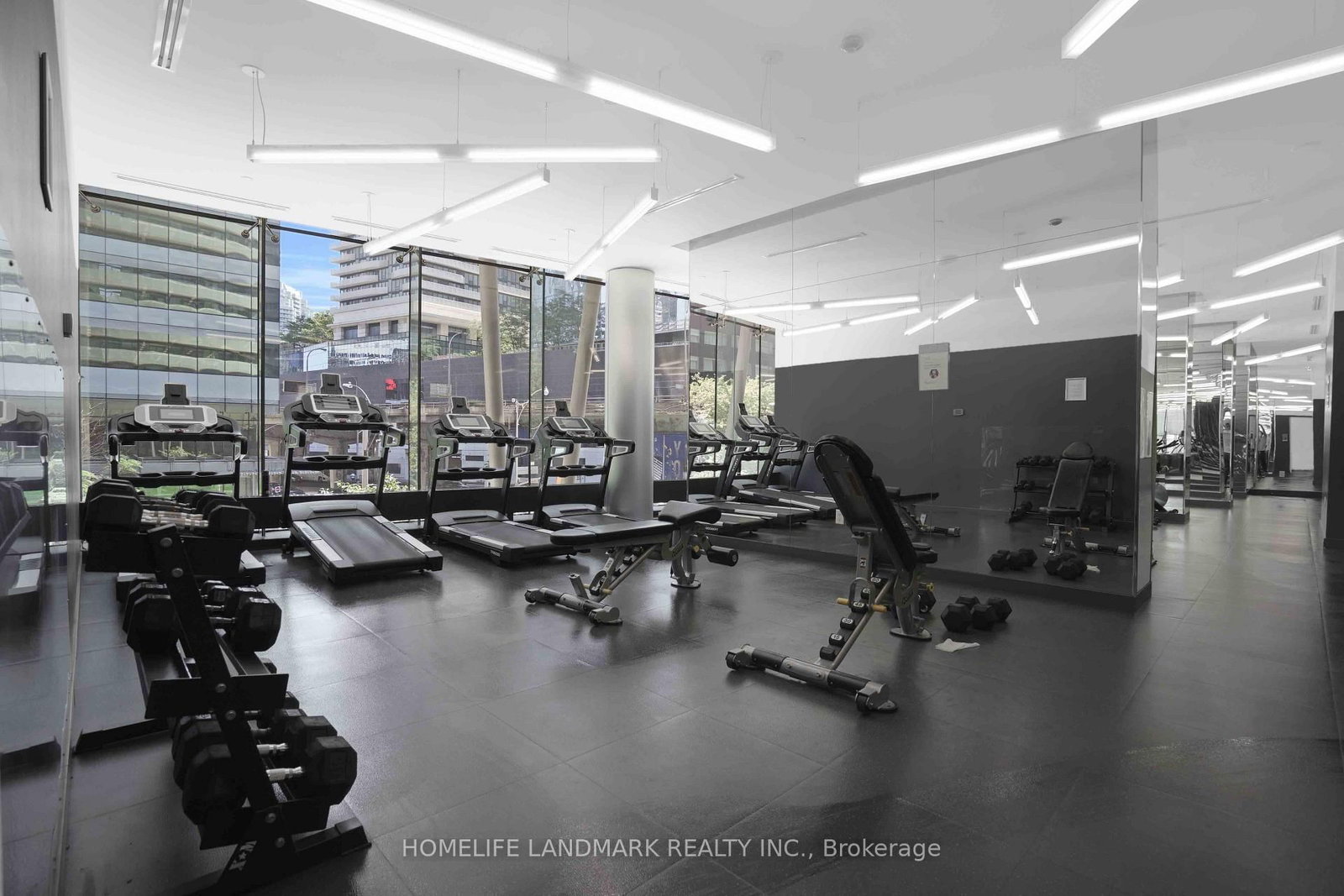14 York Street • #5207 • Toronto, ON photo 27