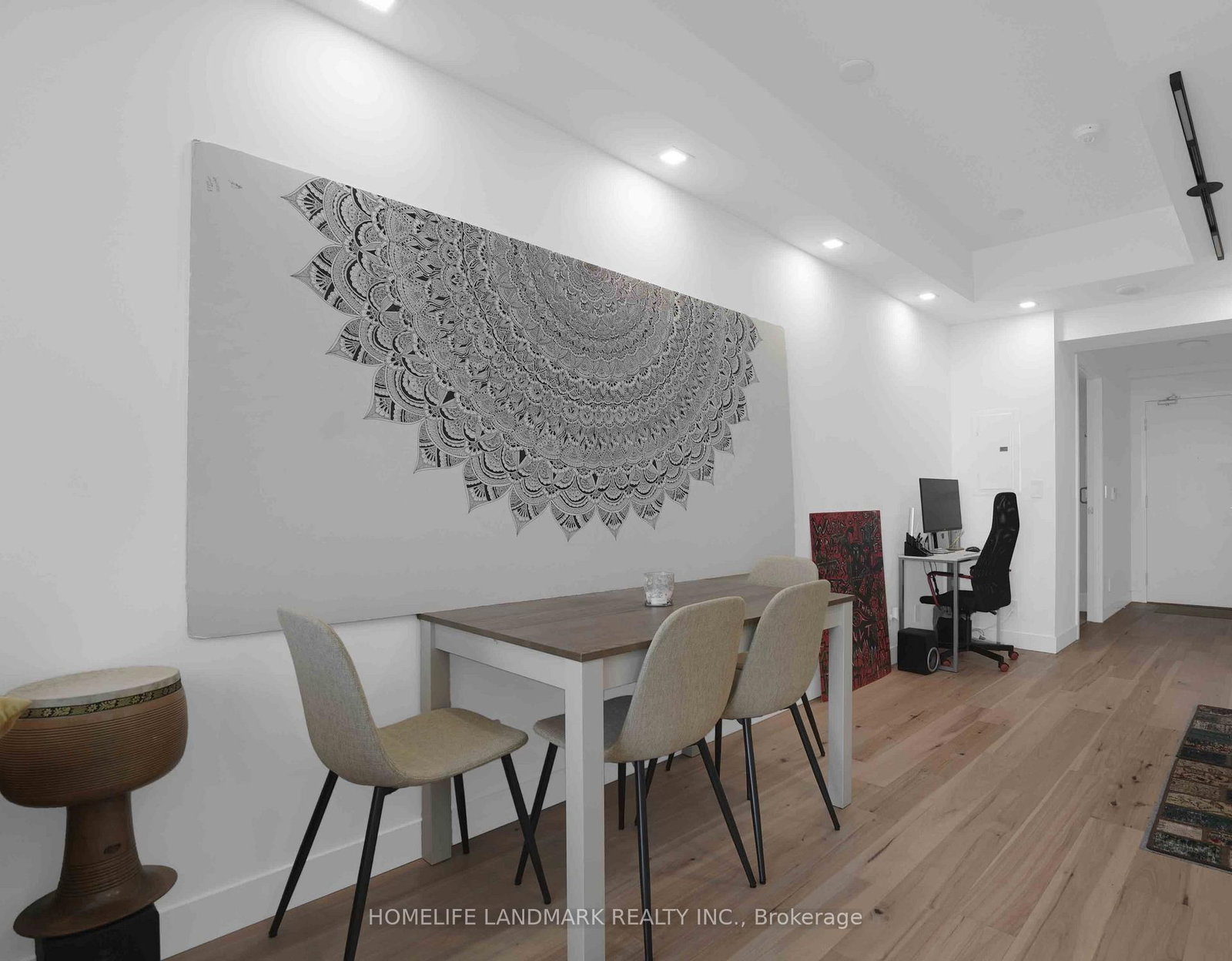 14 York Street • #5207 • Toronto, ON photo 6