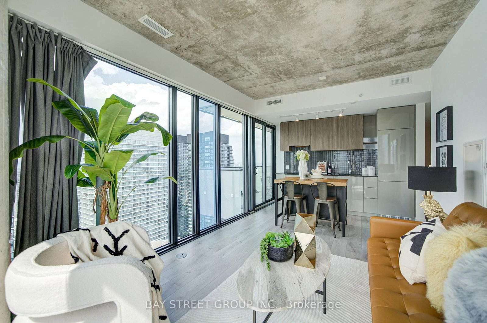 161 Roehampton Avenue • #3303 • Toronto, ON photo 21
