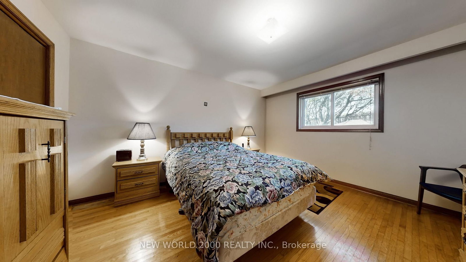 17 Squirewood Road • Toronto, ON photo 20