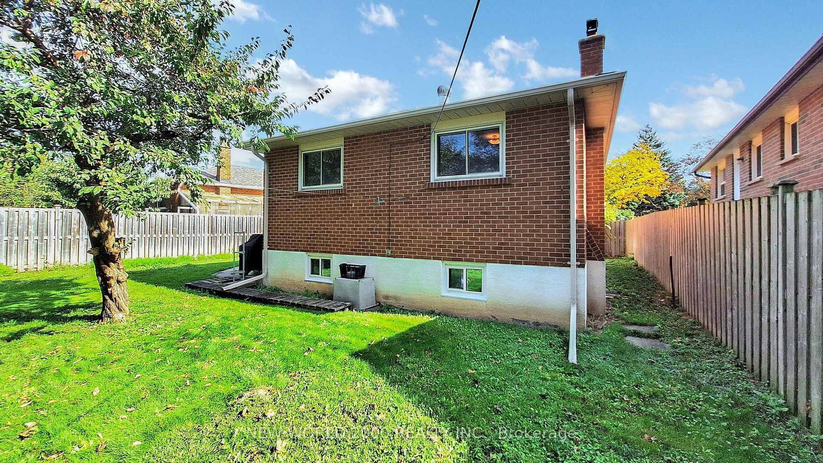 17 Squirewood Road • Toronto, ON photo 36